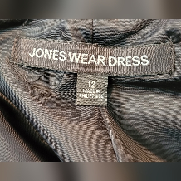 NWT $90 Women's Black Jones Wear Column Dress Size 12 100% Polyester - Picture 4 of 8